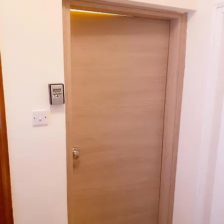 Appartement Front Larnaca