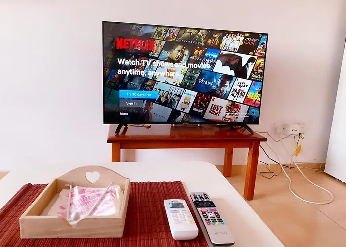 아파트 Front 라르나카